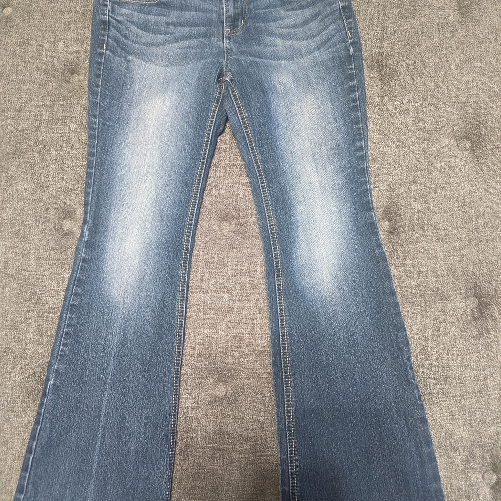 Lei Woman's Size 5Short Jean